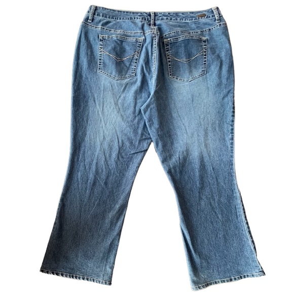 Slimming Look Boot Cut Stretch Jeans Womens Plus Size 18W Gloria Vanderbilt - Picture 8 of 11